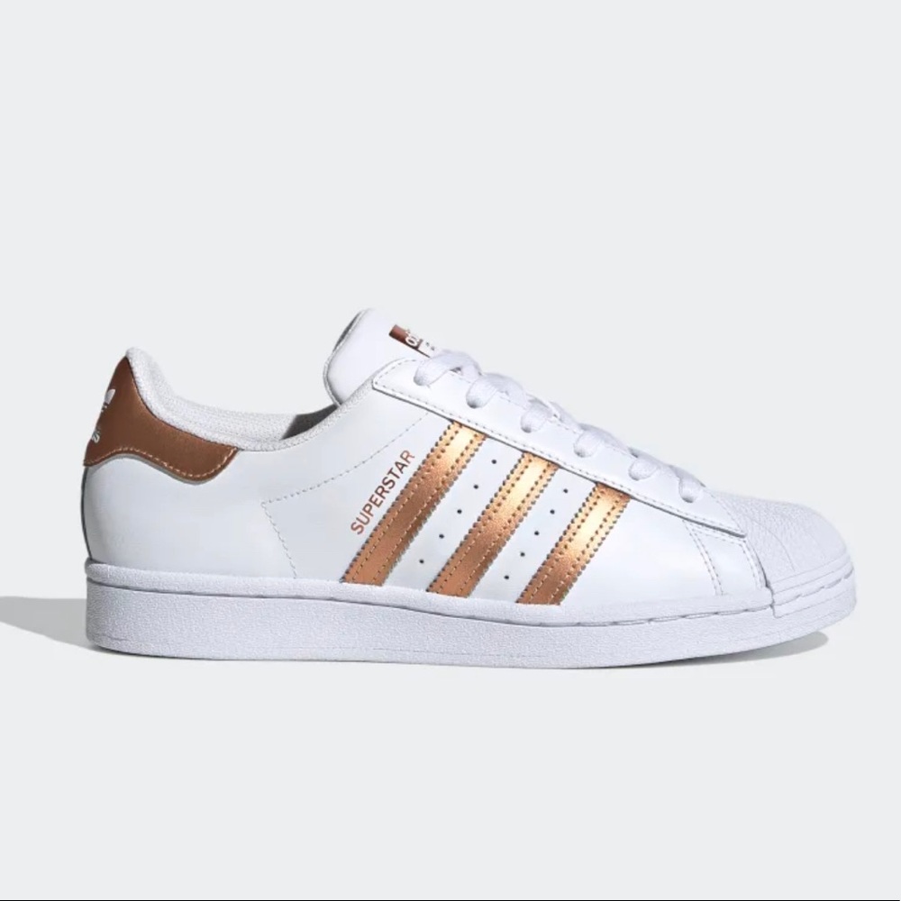 Adidas Superstar Sneakers